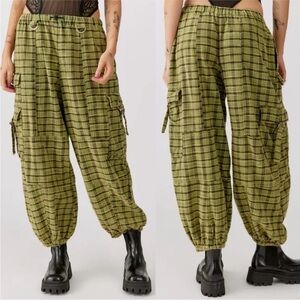 Urban Outfitters Jana Balloon Cargo Pant Plaid Green Skater XS